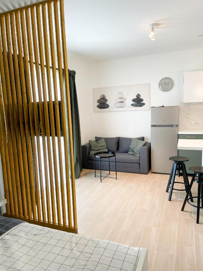 Modern Studio Overlooking Downtown Makarska Exterior foto